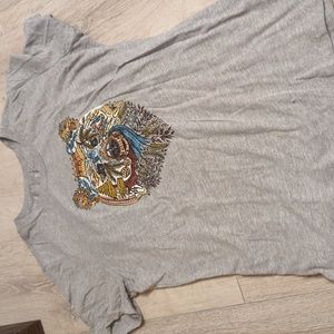 Gray heather bear t shirt